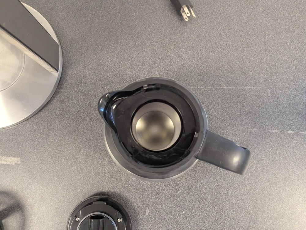 Behmor Brazen Plus 8-Cup Customizable Brew System - Parts Only - Good Condition