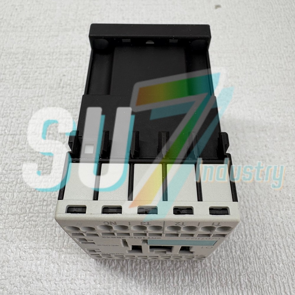 SIEMENS 3RT1016-2BB42 contactor# 1pcs New In Box
