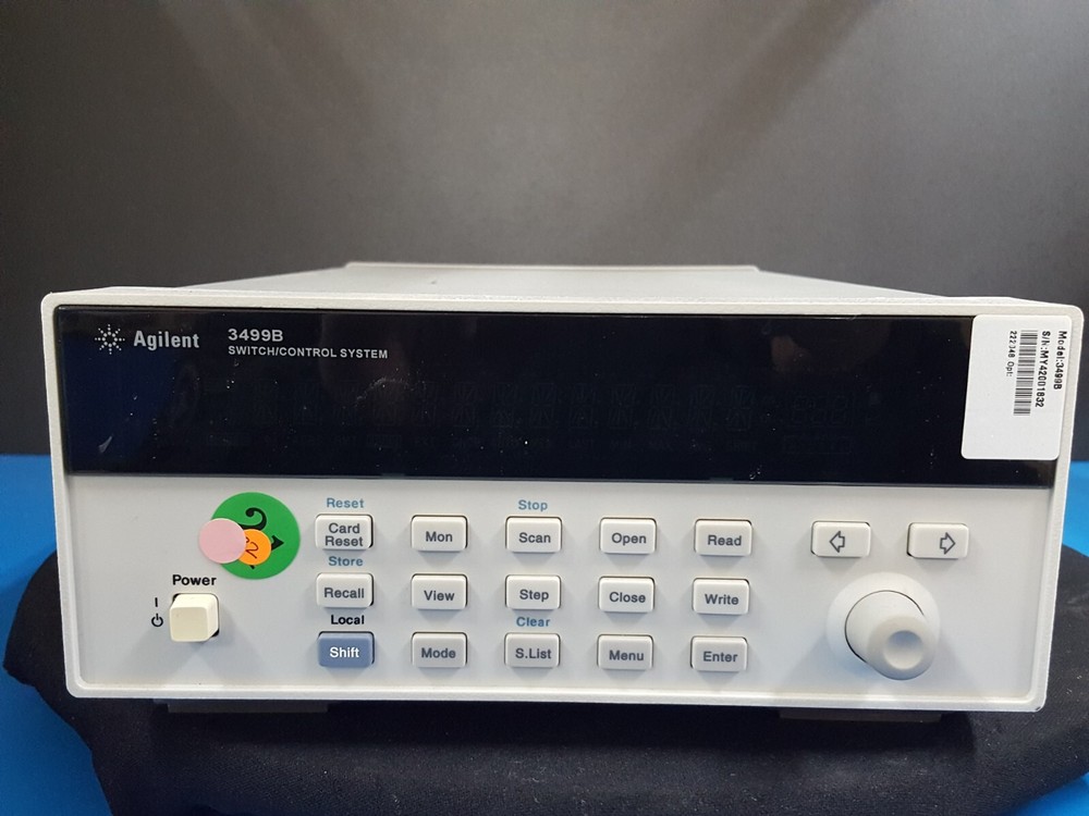 Agilent 3499B: Switch / Control System Main Frame (1832)