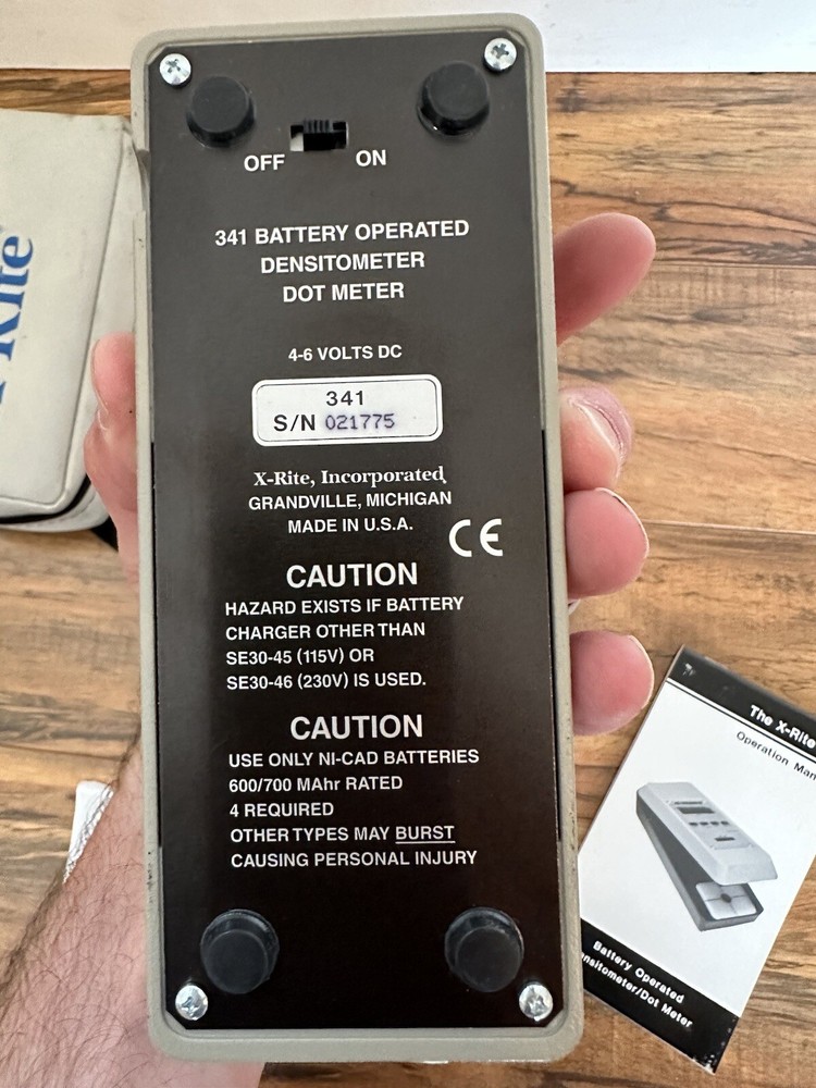 X-Rite 341 Battery Operated B/W Transmission Densitometer