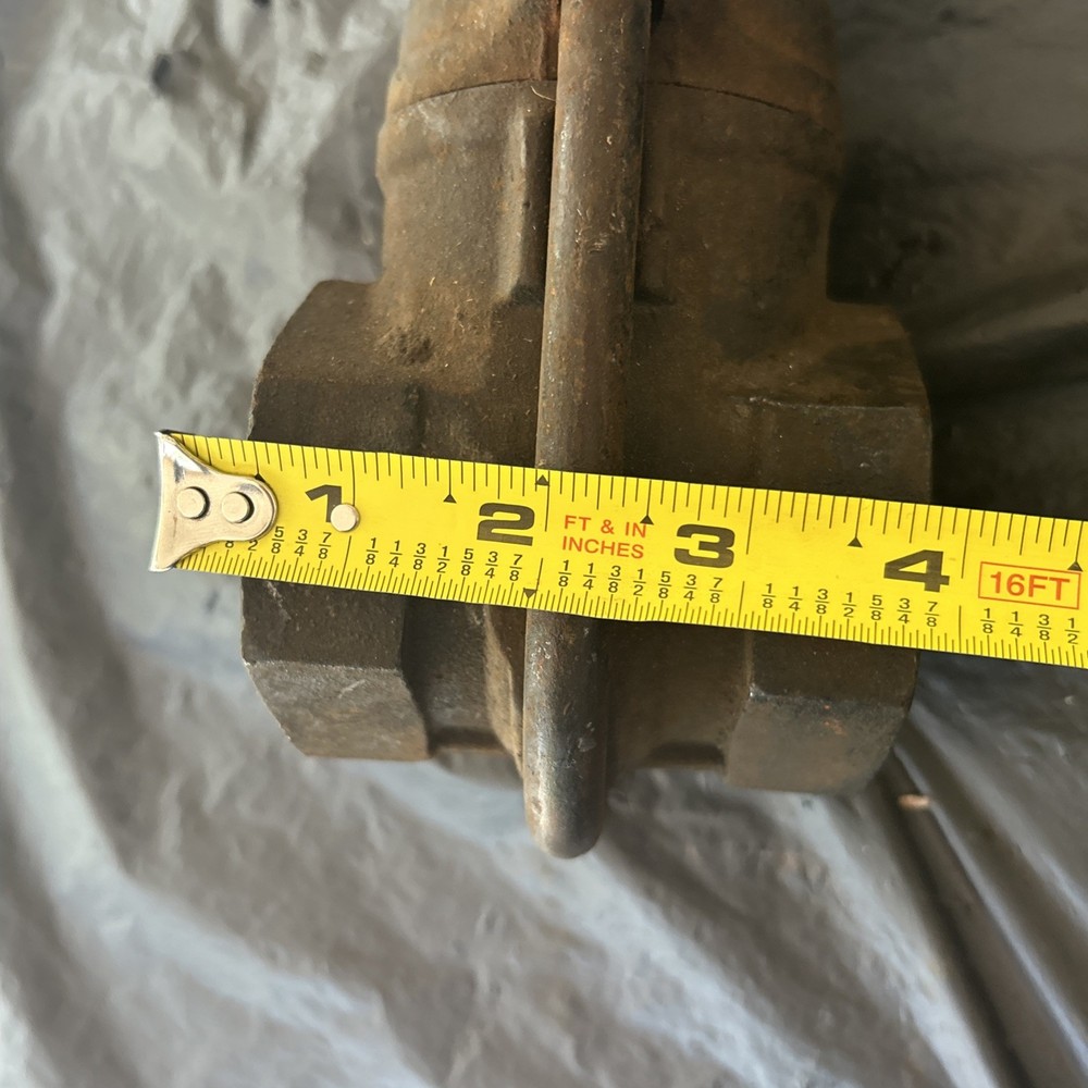 Hammond 1R337 1 1/2" Gate Valve