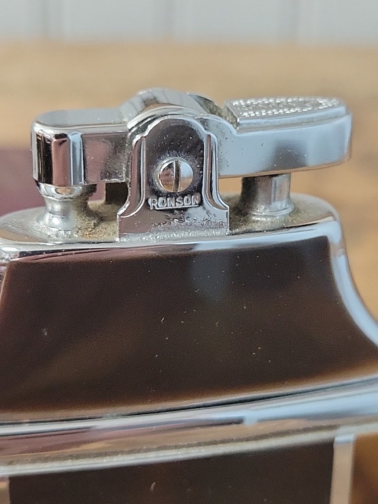 Vintage RONSON Mastercase Cigarette Lighter and Holder w/Original Box Untested.