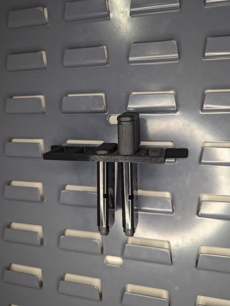 Mount for Keltec P32 Mags for SecureIt/Louver | Magazine Holder Rack