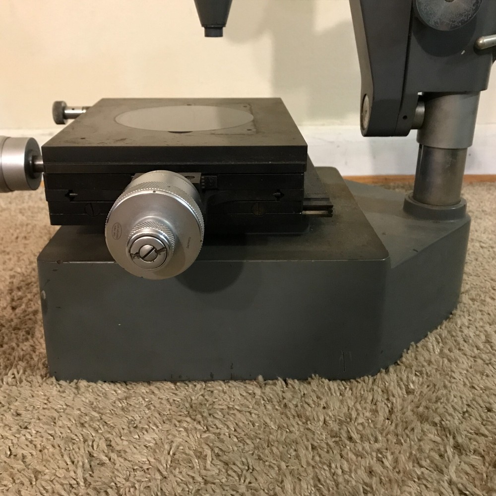Vintage Ernst Leitz Wetzlar Toolmaker's Microscope