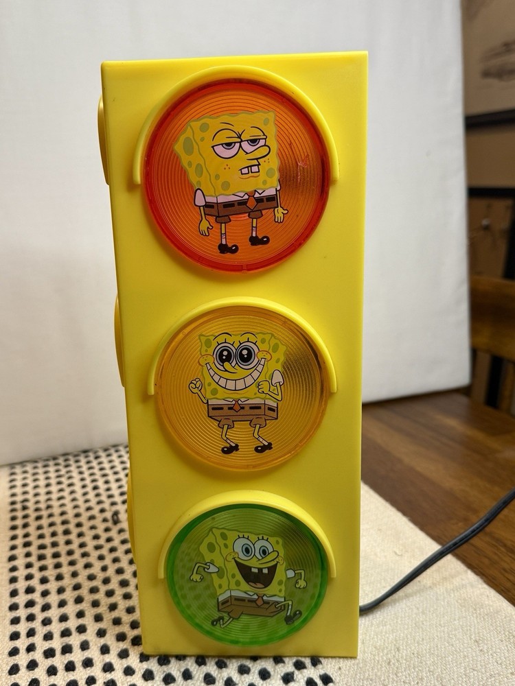 SpongeBob SquarePants Light, Model 5094, Yellow, Indoor