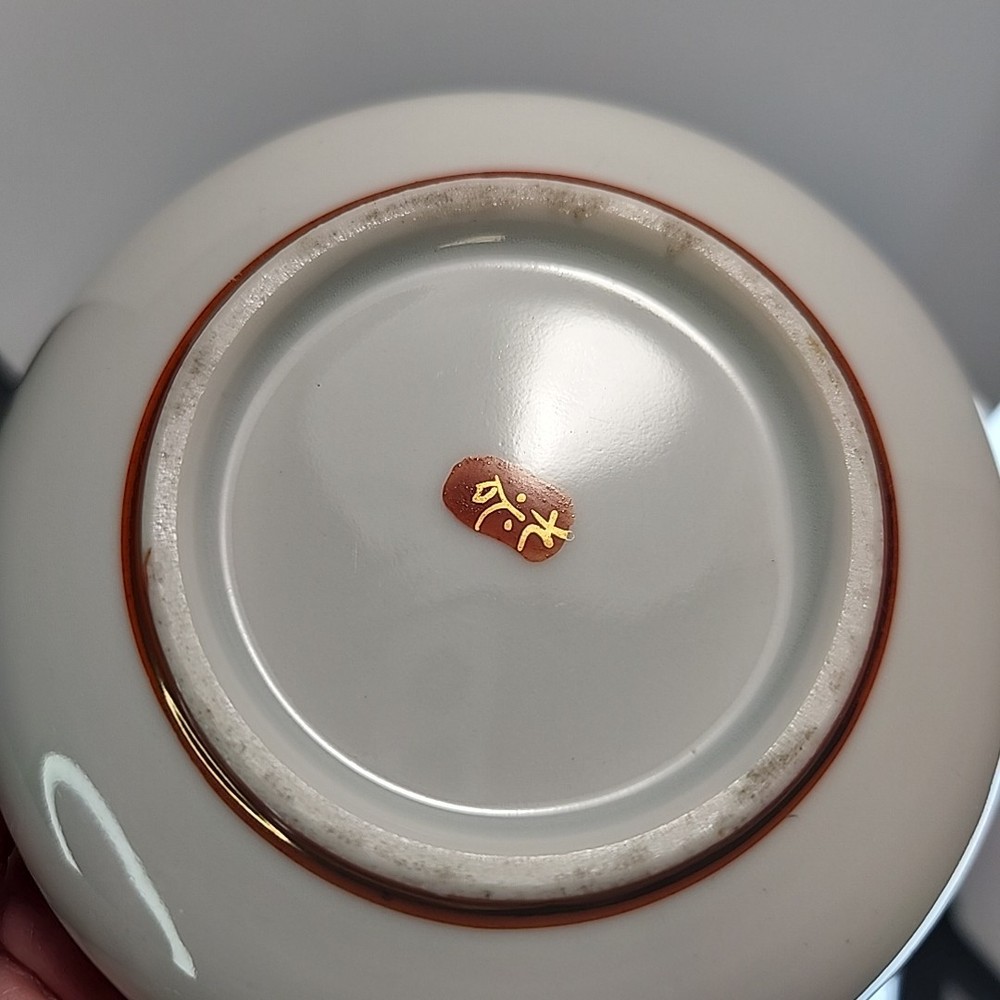 Vintage ASIAN CERAMIC HAIR RECEIVER