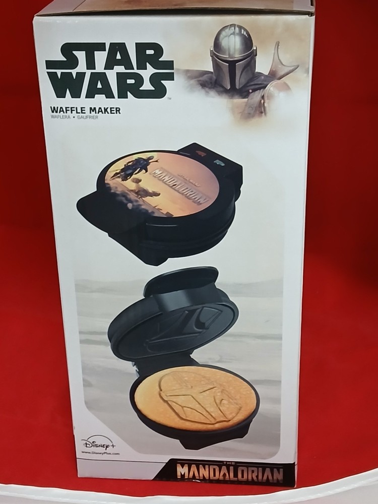 Star Wars The Mandalorian Non-Stick Waffle Maker