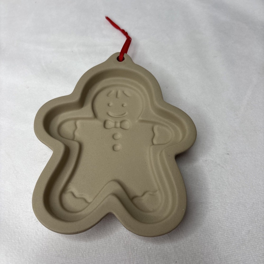 STONEWARE COOKIE MOLD - GINGERBREAD MAN