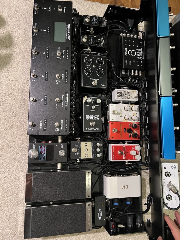 High End Custom Pedal Board