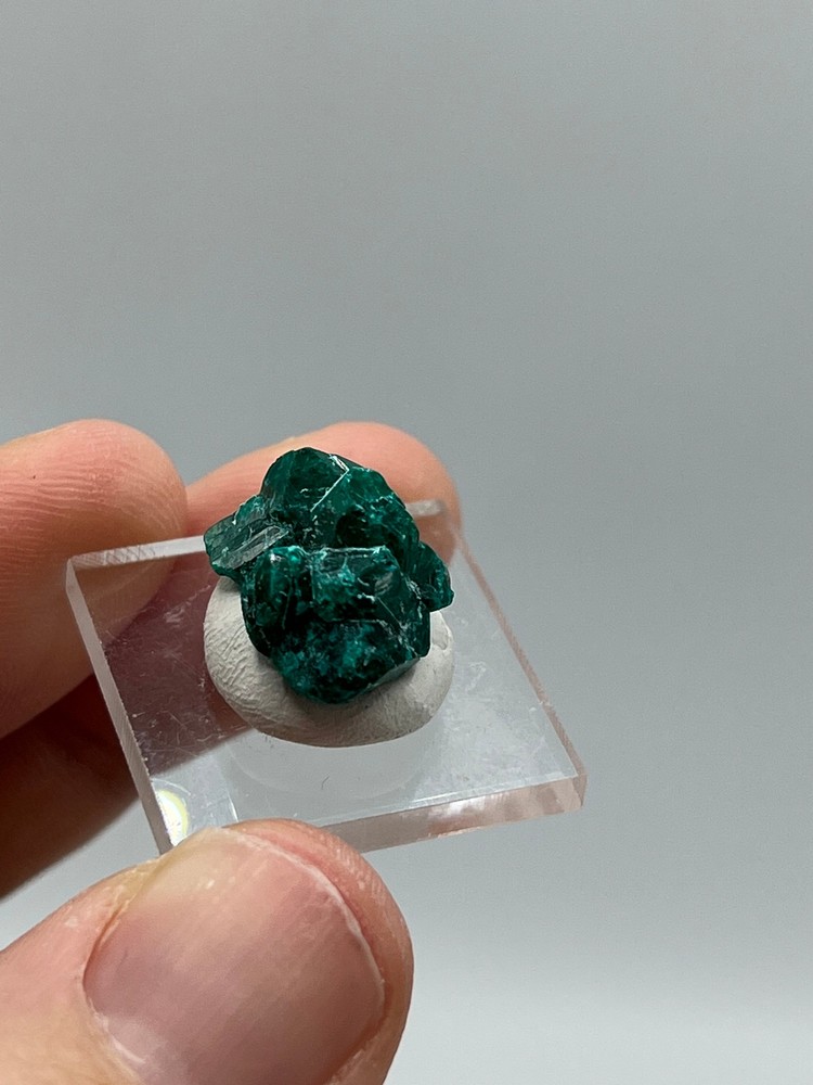 Dioptase E