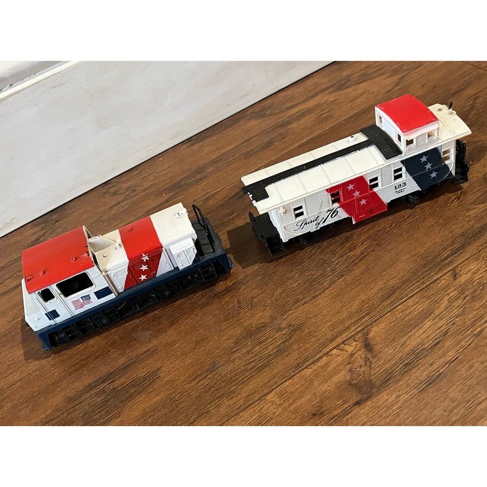 Lima and RoCo Train Patriotic 76 Bundle