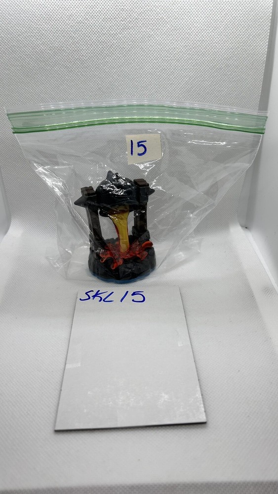 Fiery Forge Skylanders Activision Toy Figure w/ Trading Card and Code 2013