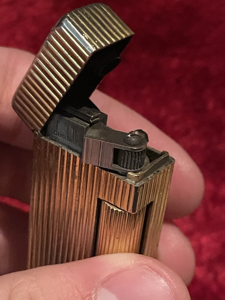 Vintage dunhill rollalite petrol small version