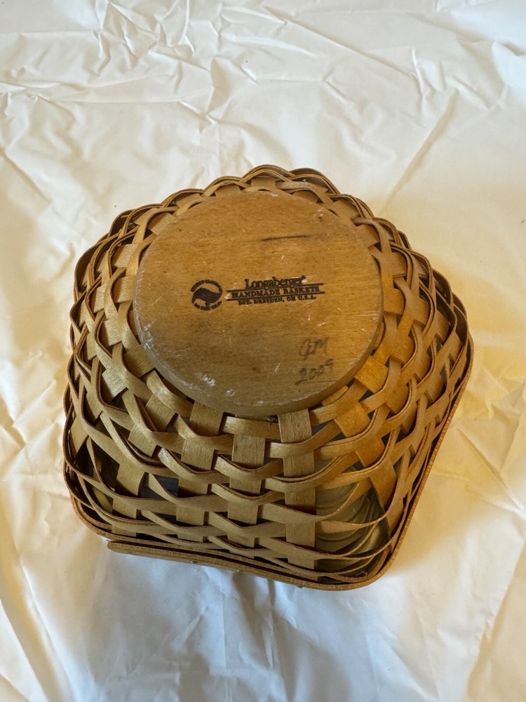 Longaberger 2009 Hostess Appreciation Star Basket with Protector