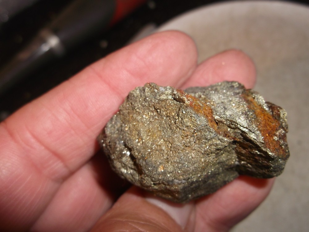 Gold, silver, copper, 64 grams samples ,ore high grade .