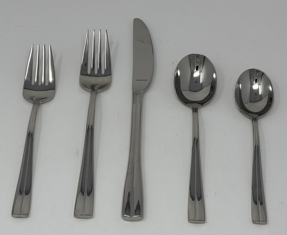 Oneida Rondel 5 Piece Service for 1 Stainless Flatware Set