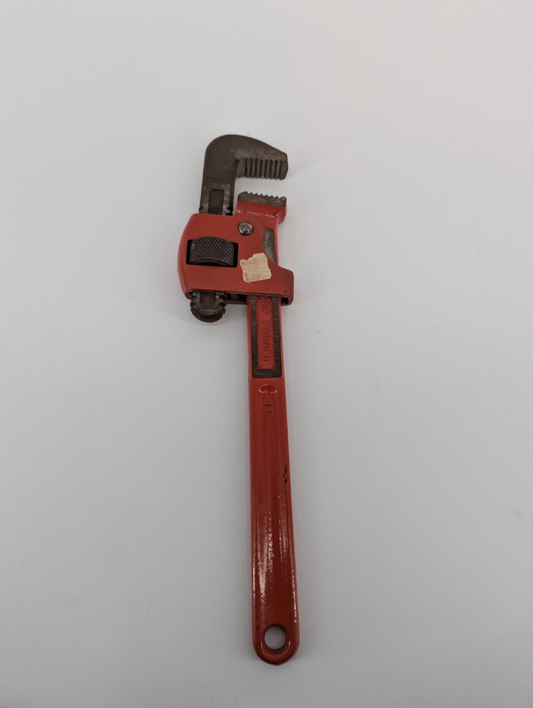 Great neck Spain Pipe Wrench