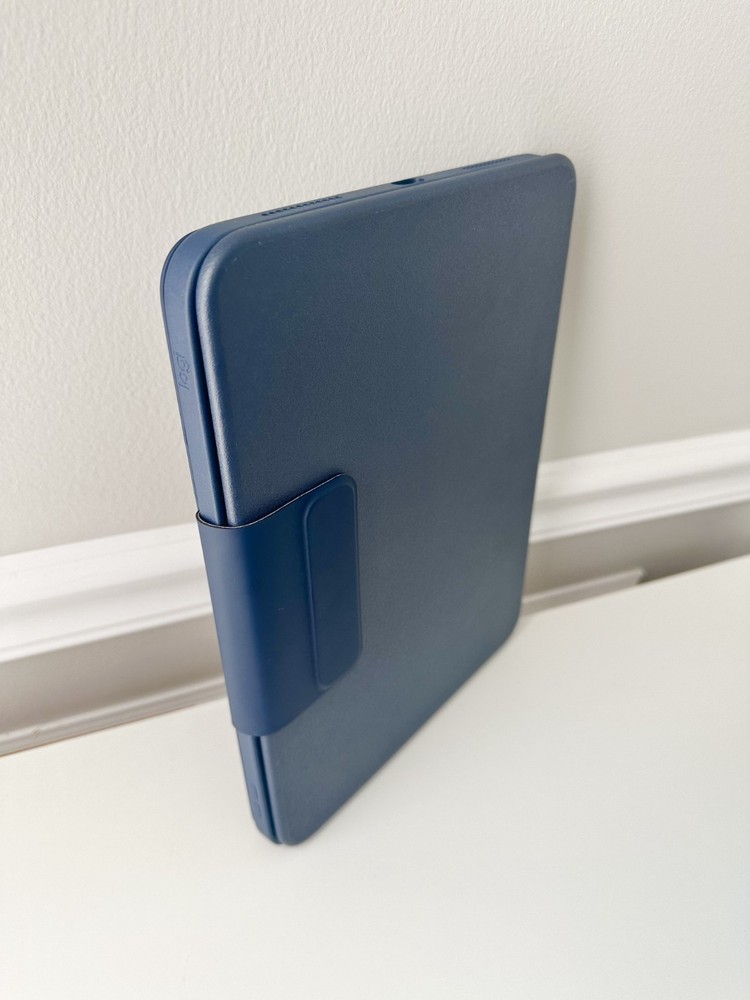 Logitech Rugged Combo 4 Touch Keyboard Case for iPad 10th Generation