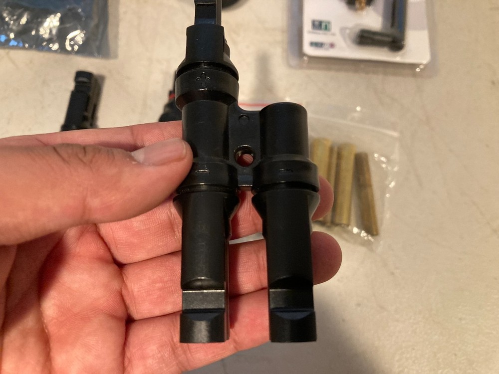 Solar Panel MC4 Connectors Fuse Holder USB Socket 30A WiFi Adapter Kit Set