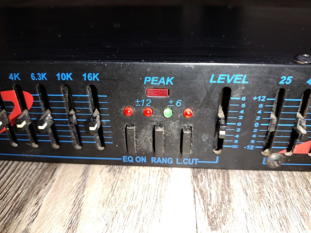 GLi GQ2010 Dual 15 Graphic Equalizer