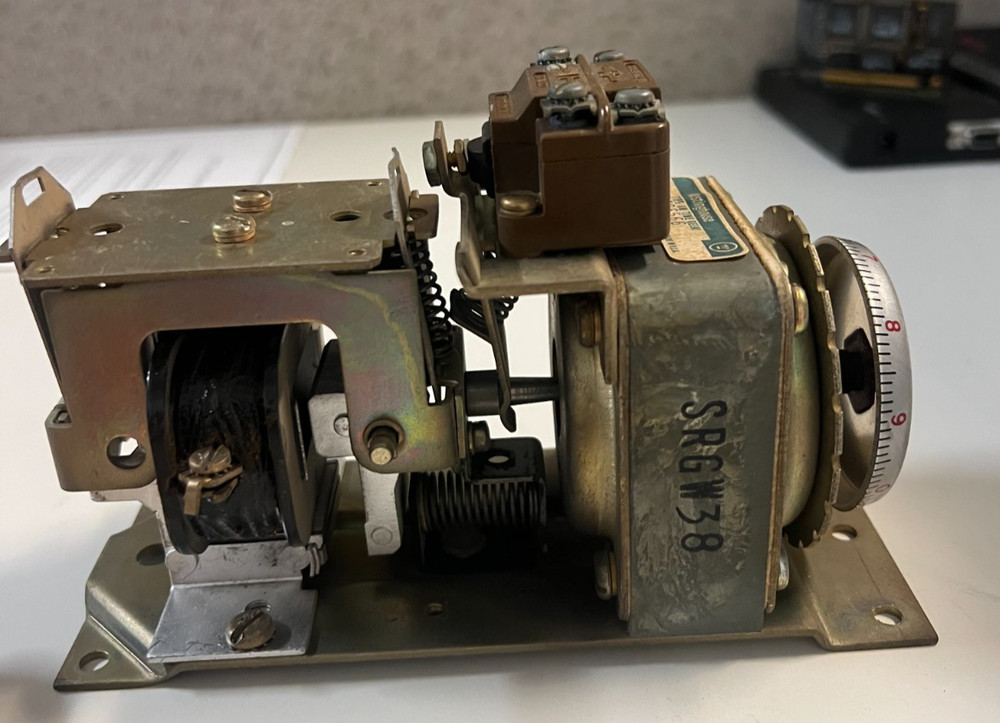 Westinghouse Type AM Time relay 1486566