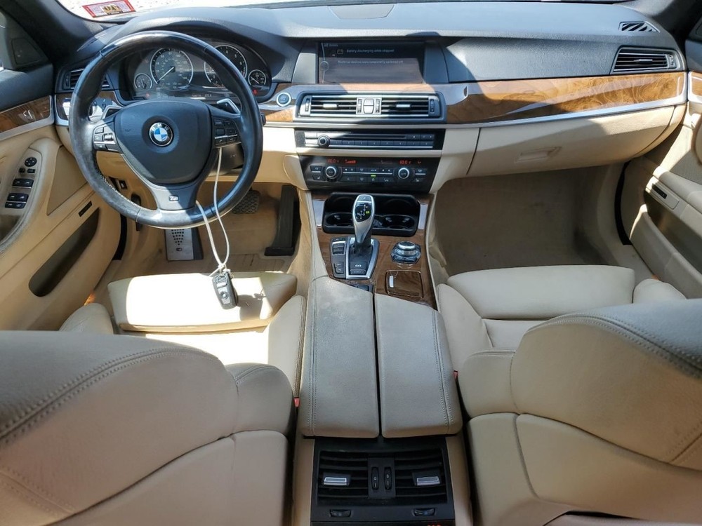 550I 2011 Air Shutter 3003410