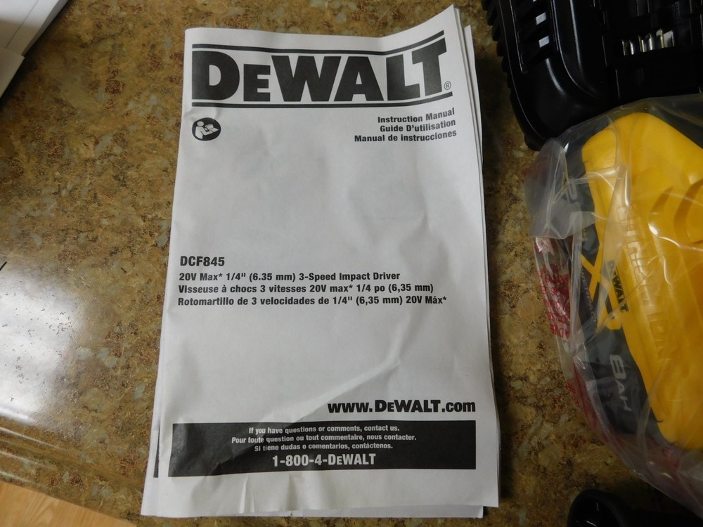 DEWALT 20V XR (2) TOOL COMBO KIT DCK2101QQ2