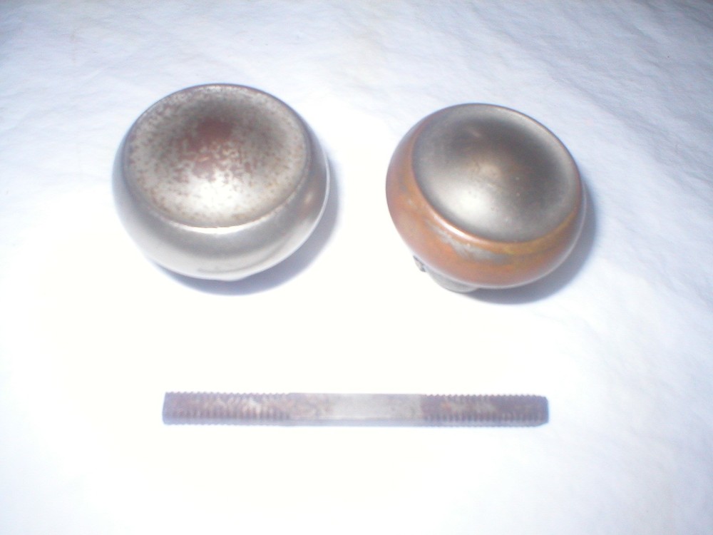 Antique Doorknob Pair with Spindle