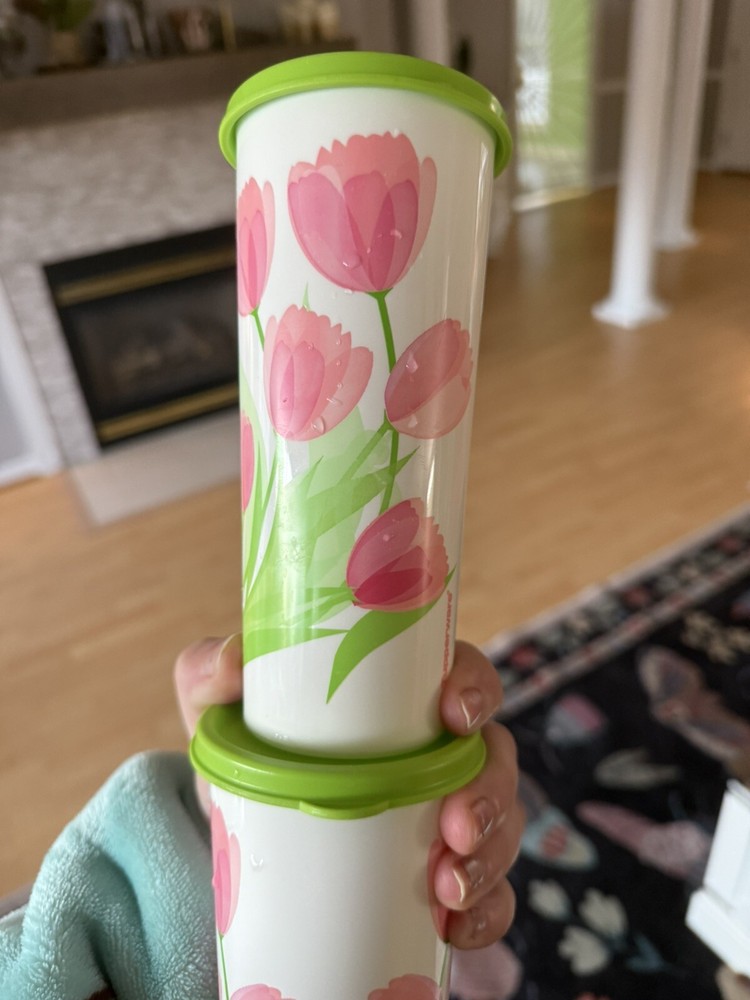 Tupperware Tulips Tumblers With Lids