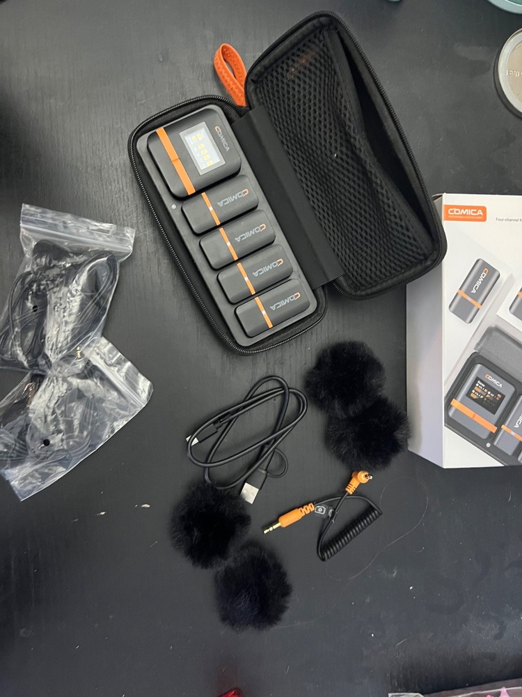 COMICA Vimo Q 4-Person Wireless Lavalier Microphone System EXCELLENT Condition