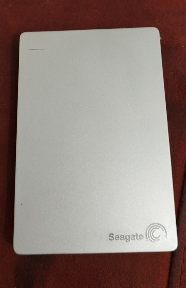 Seagate Backup Plus for Mac Portable Drive 1TB SDR00F1 1KAAP1-500 External Drive