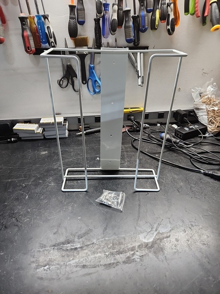 Triple Glove Box Holder, White Wire, Horizontal Screws Anchor Office