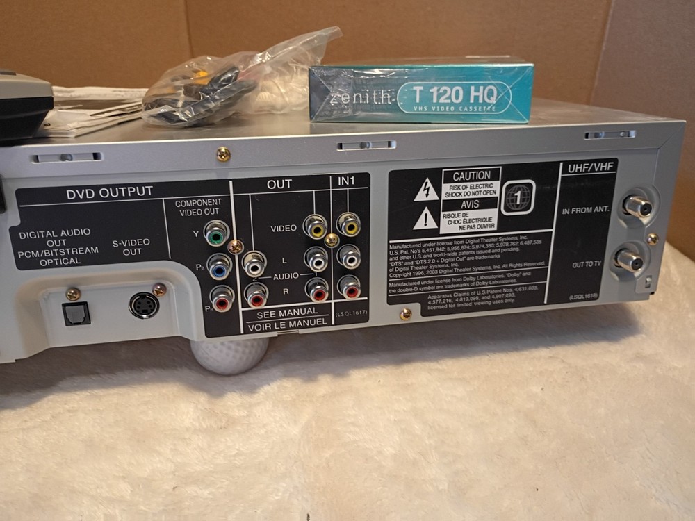 Panasonic PVD4744S Progressive Scan DVD/VCR Player, Bundle ✓