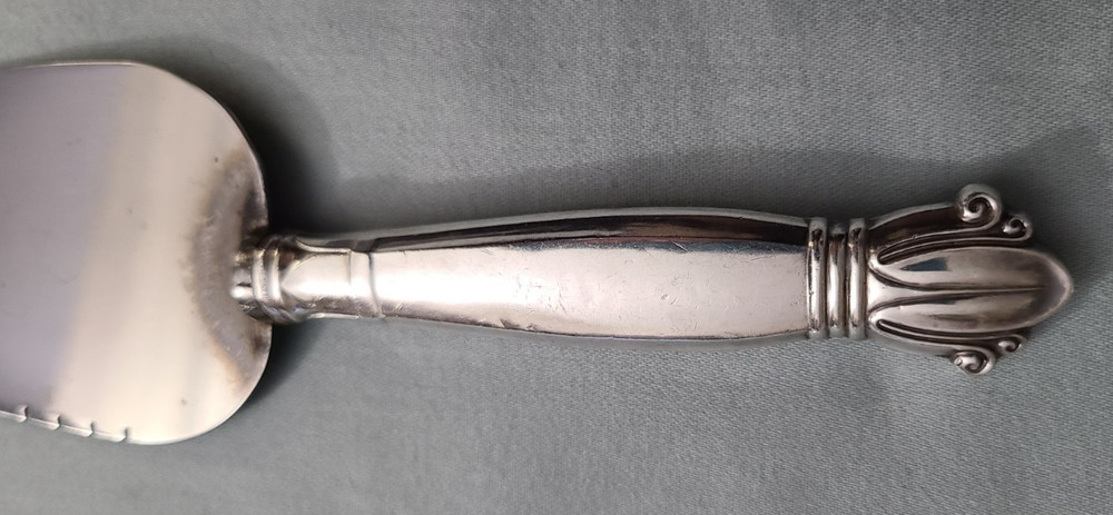 Vintage Web Silver Co sterling silver handle cake / pie server, stainless blade
