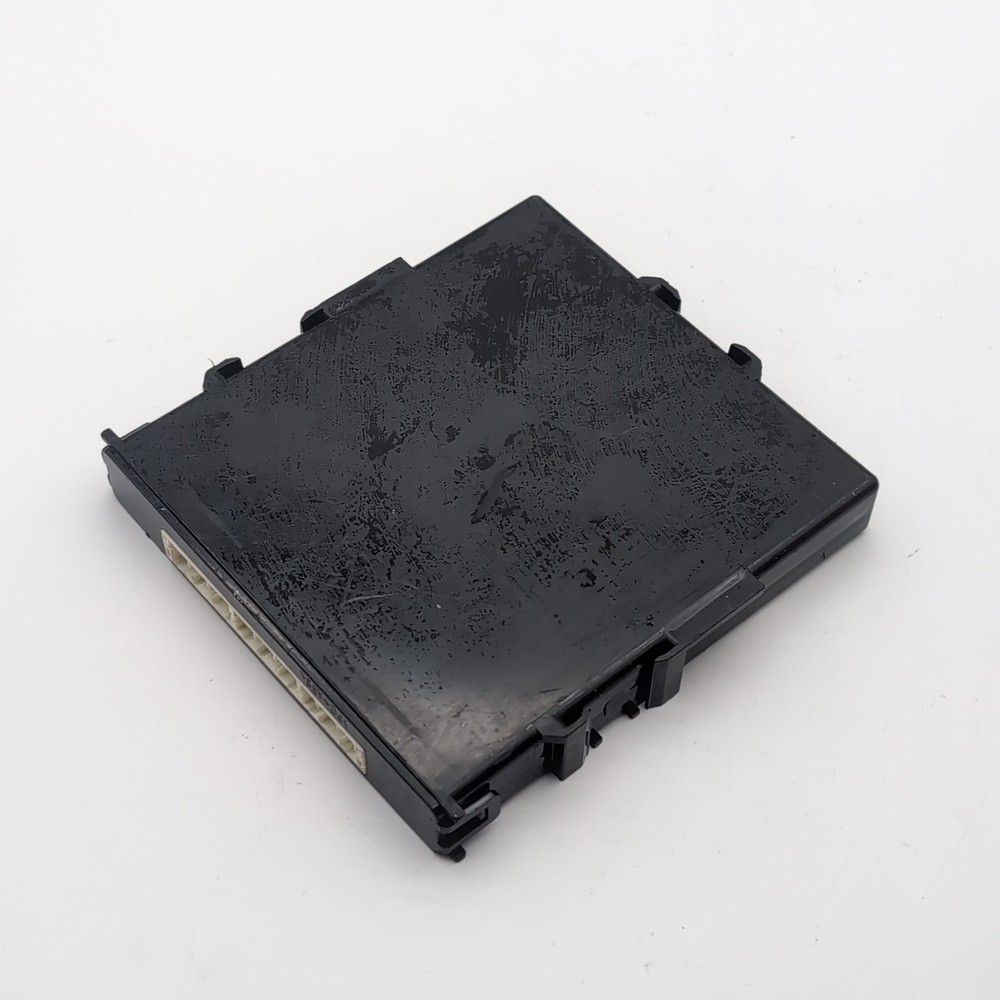 2016 2017 2018 TOYOTA PRIUS THEFT-LOCKING SECURITY CONTROL MODULE ECM ASSEMBLY