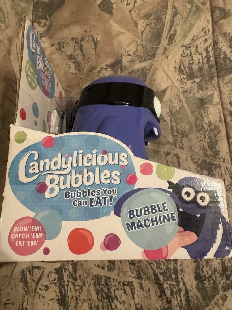 Candylicious Bubbles Bubble Machine + Solution, Grape Cherry, New, No Batteries