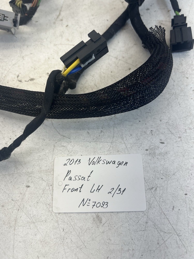 2012-2015 Volkswagen Passat Front Left Seat Wire Harness OEM.