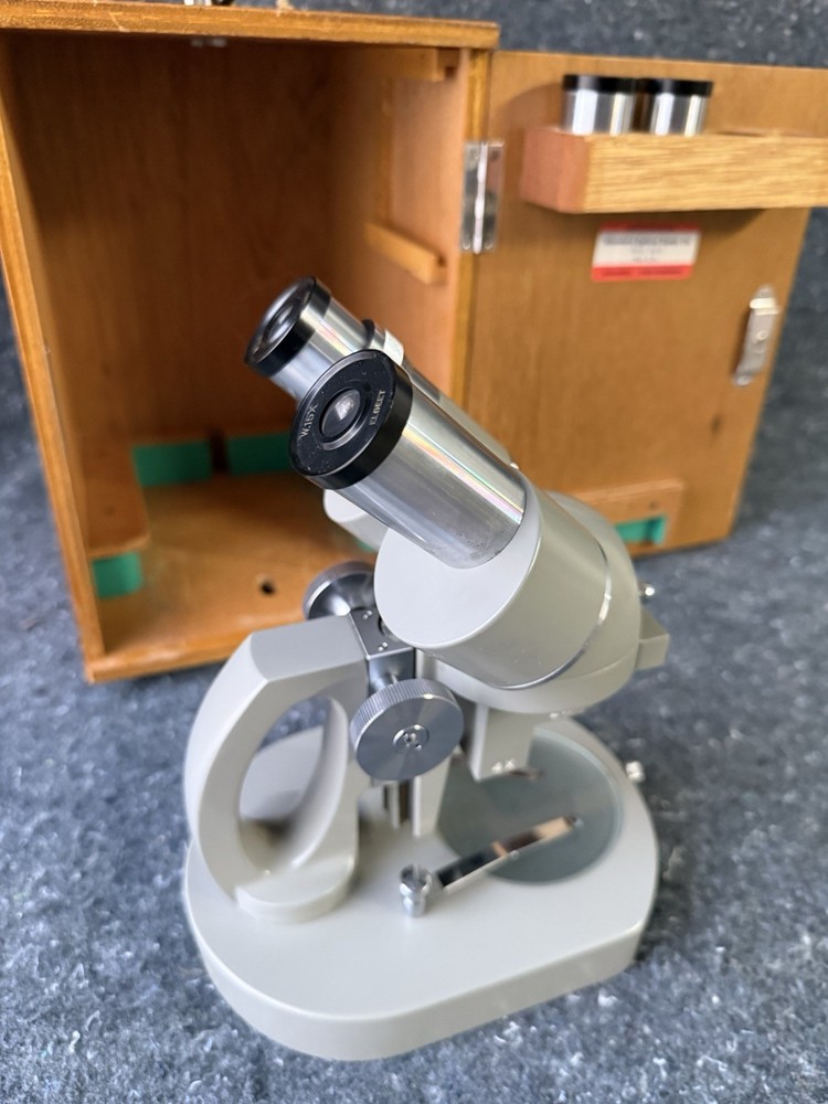 Elgeet No. 58523 Vintage Stereo Microscope