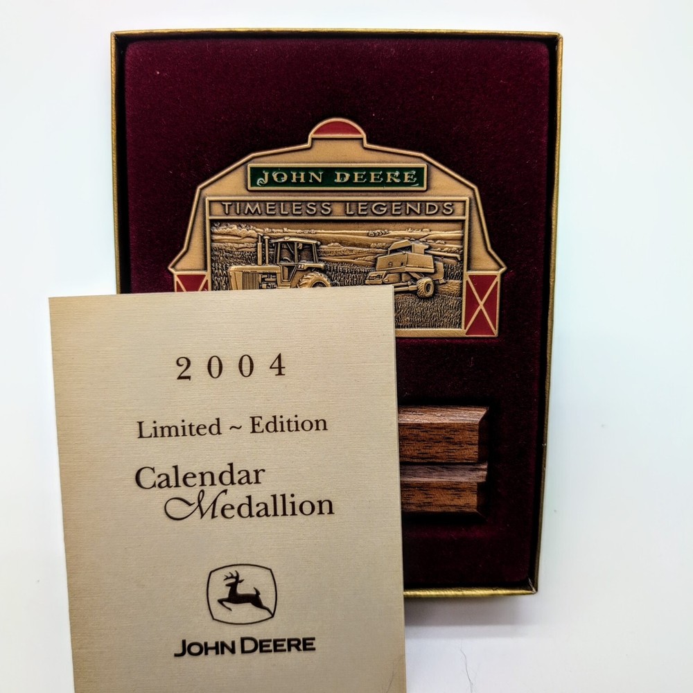 John Deere 2004 Calendar Medallion