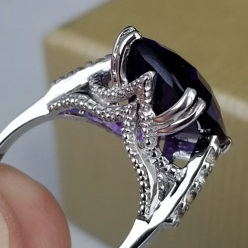 sterling silver ring 925 size 6 amethyst NEVER WORN BOX