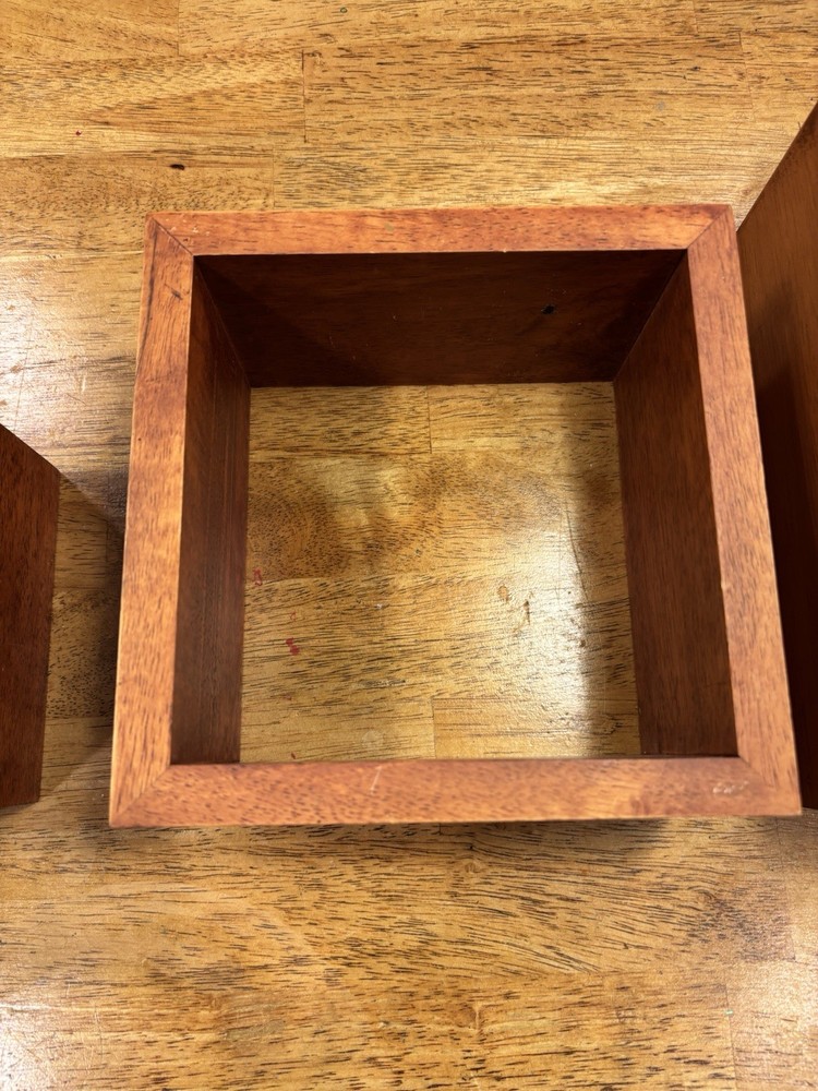 Square Shelves in Assorted Sizes, 3 Count