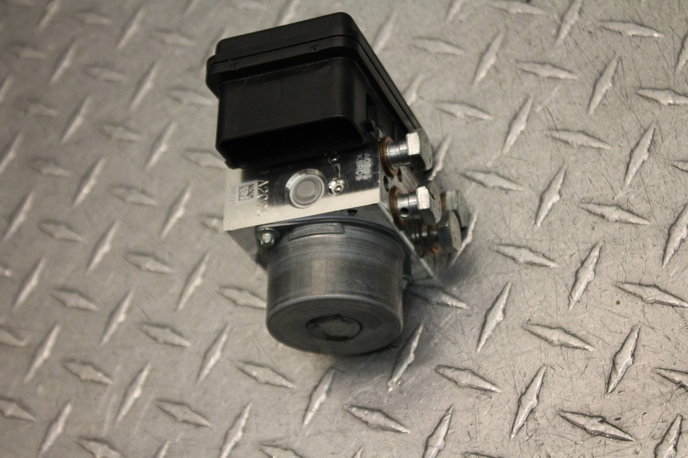 2017 KTM 390 DUKE ABS PUMP UNIT MODULE