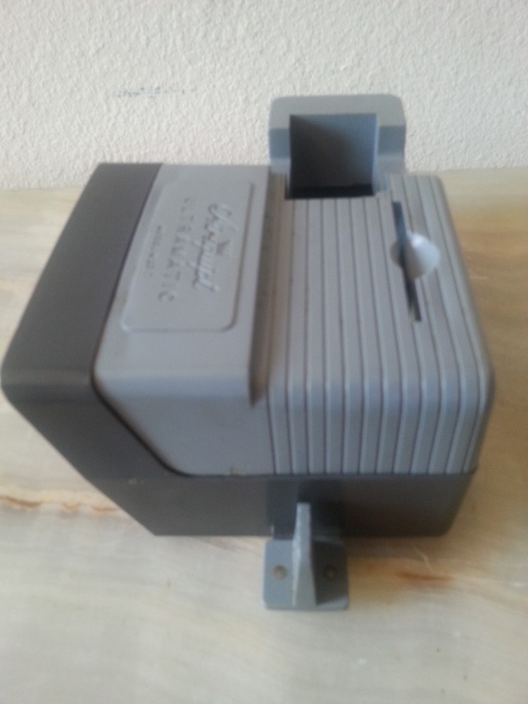 Vintage AIREQUIPT Automatic Slide Viewer Ultramatic