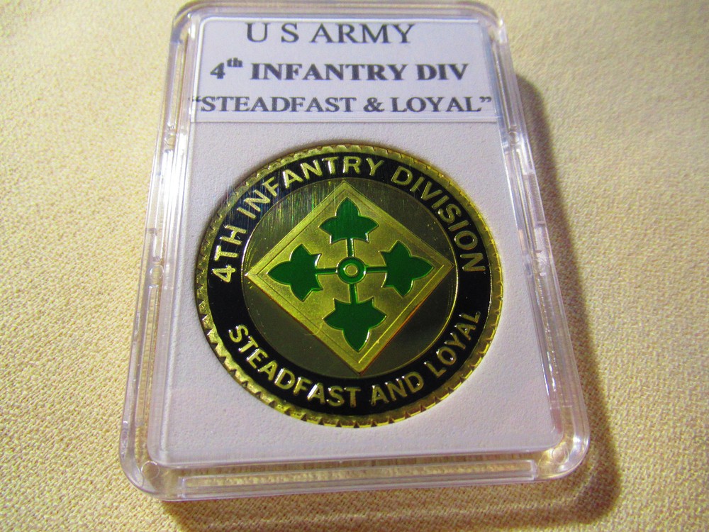US ARMY 4th INFANTRY DIVISION Challenge Coin