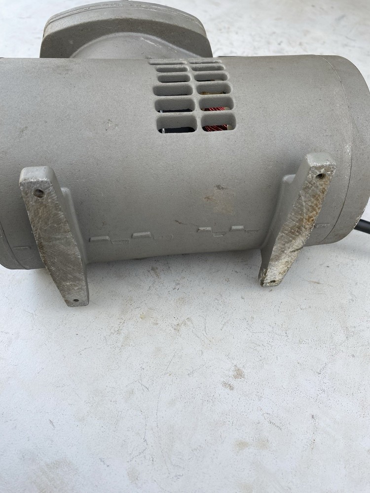 Thomas 917CA18-59D Compressor / Vacuum Pump 115V 60Hz 3.0A