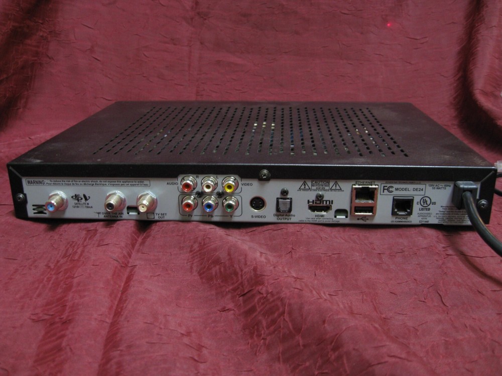 Network V-I-P-2-1-1-K TV Receiver & Remote & Cables - Powers Up