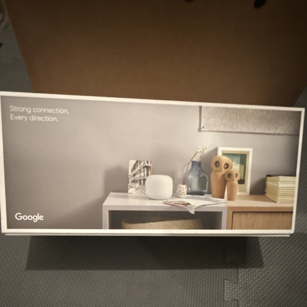 Google Nest Wifi Router and 2 Points White Wi-Fi Mesh System