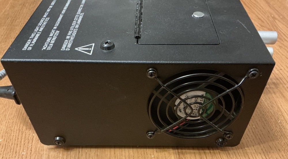 EUC RARE MTI H200W Fiber Optic Light Source Illuminator, Tested, Works Great