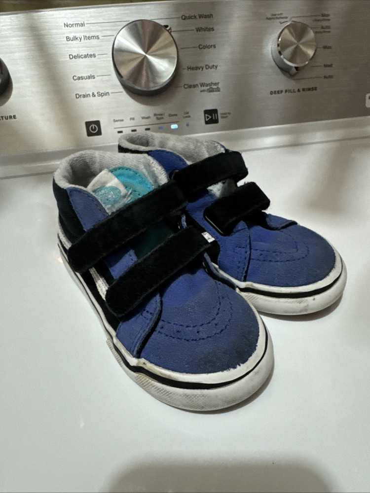 Vans size 8 1/2 boys no laces high top