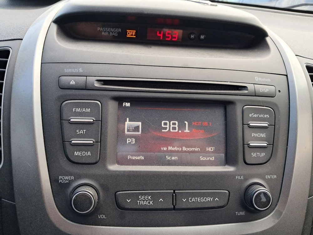 SORENTO 2014 Glove Box 4858563
